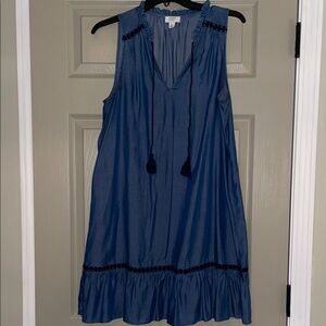 Small NWOT Crown & Ivy Chambray Dress